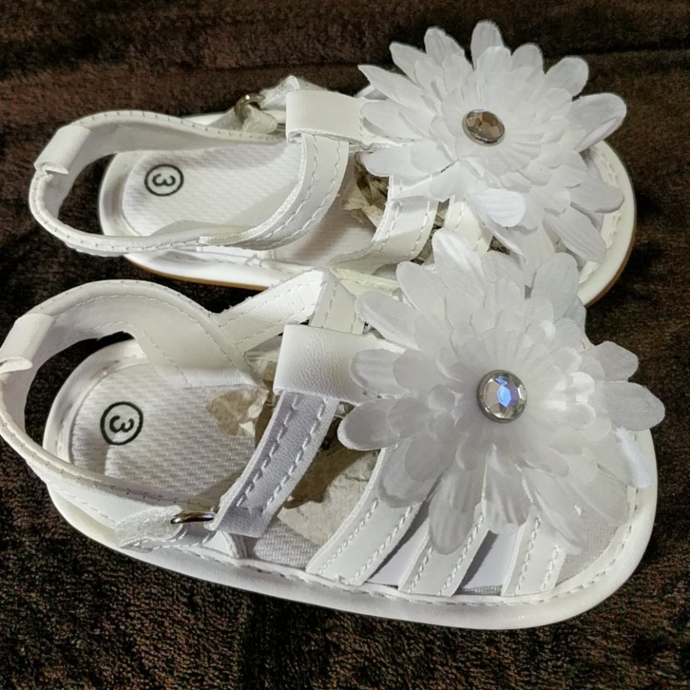 Shoes - Picture 2 of 3